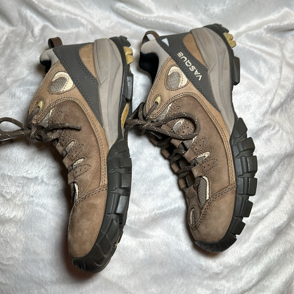 Vasque Mantra Vibram Hiking Trail Shoes Woman’s size 8 Brown Tan Athletic - Picture 3 of 6